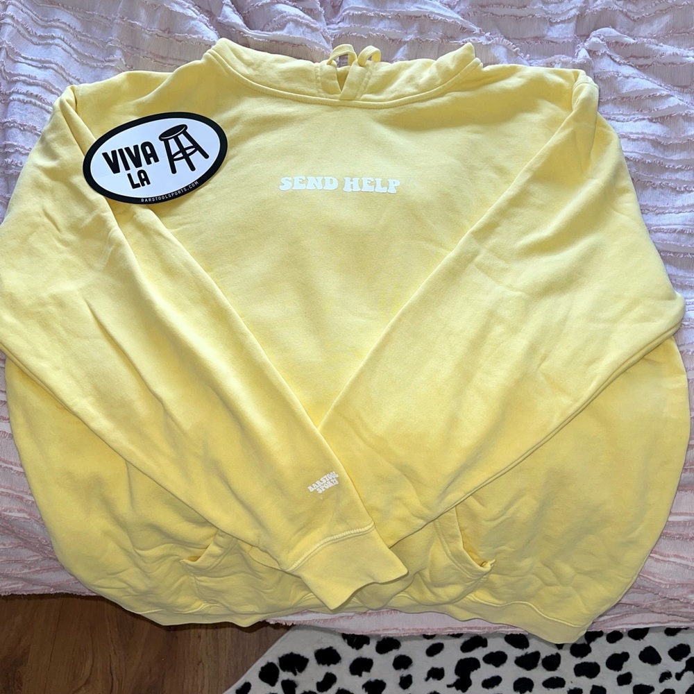 BEAND NEW / NEVER WORN / BARSTOOL / BRIANNACHICKENFRY HOODIE (Size XL)
